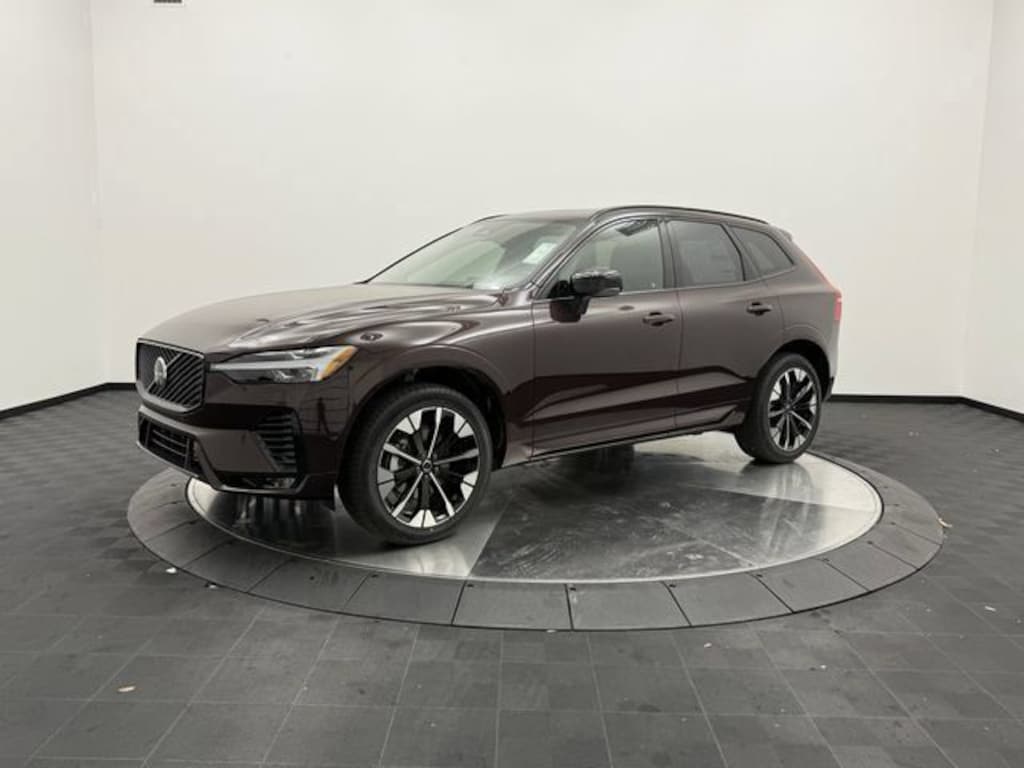 New 2026 Volvo XC60 B5 Plus SUV