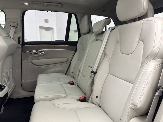 2026 Volvo XC90 Ultra - Photo 28
