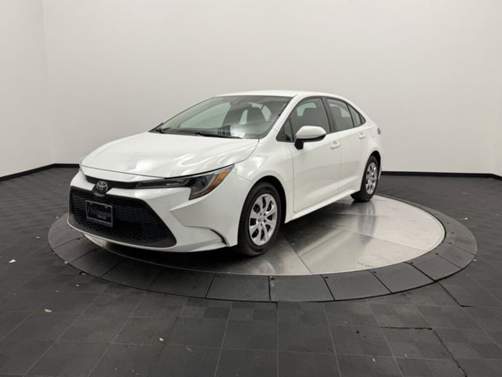Used 2020 Toyota Corolla LE Sedan