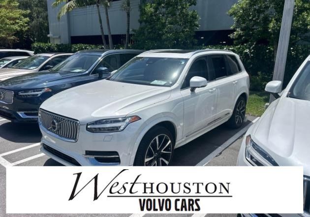2023 Volvo XC90 B6 Plus 7-Seater 4WD's photo