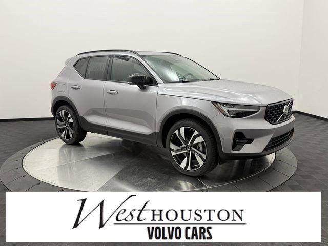 2026 Volvo XC40