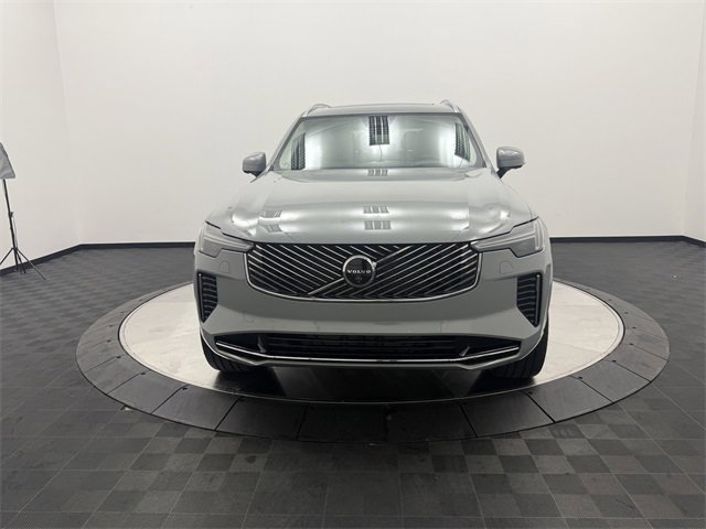2026 Volvo XC90 photo 2