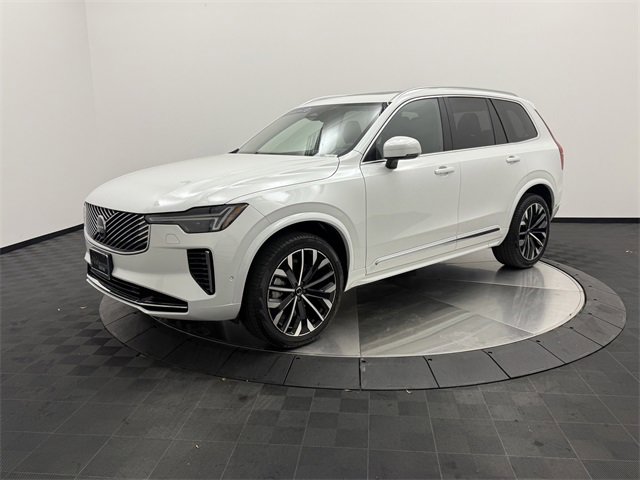 2025 Volvo XC90 AWD Plus photo 3