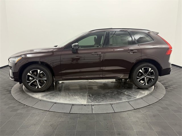 2026 Volvo XC60 B5 Core photo 3