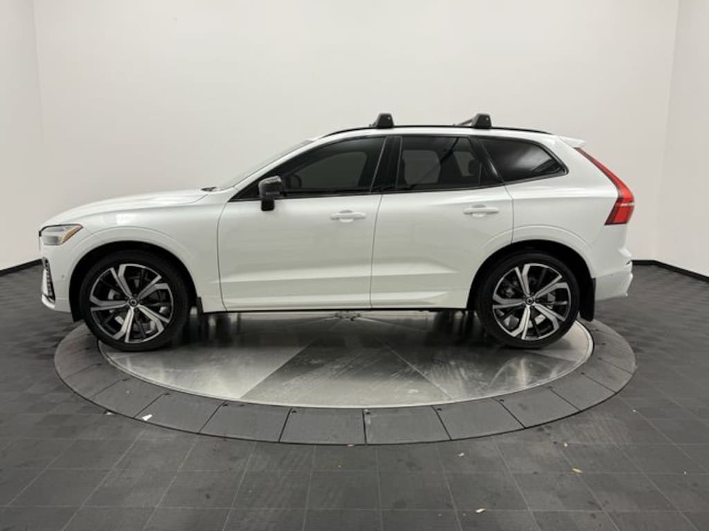 Certified 2023 Volvo XC60 B5 Ultimate Dark Theme SUV