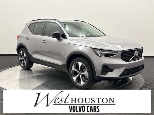 2026 Volvo XC40