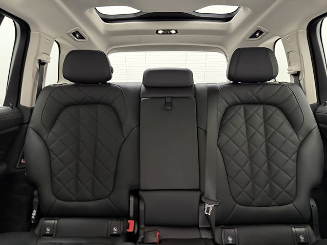 2025 BMW X7 40i - Photo 26