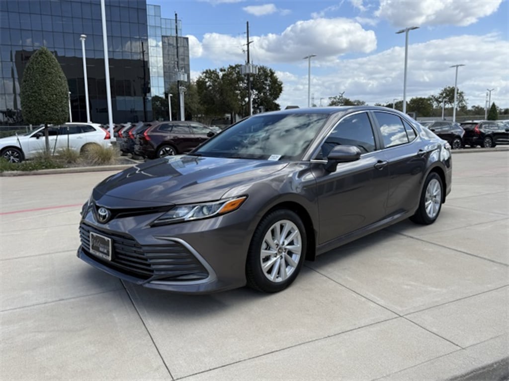 Used 2022 Toyota Camry LE Sedan