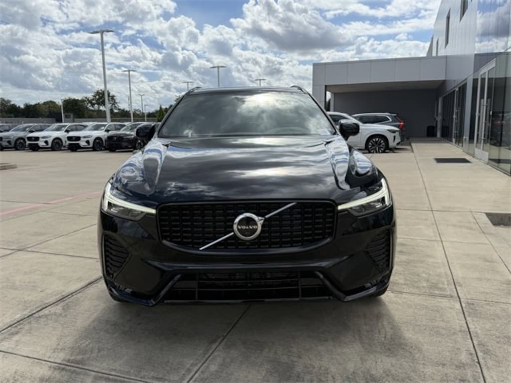 Certified 2023 Volvo XC60 B5 Plus Dark Theme SUV