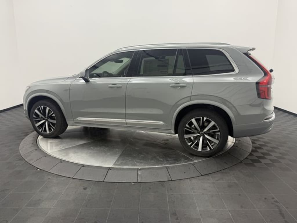 New 2026 Volvo XC90 B6 Core SUV