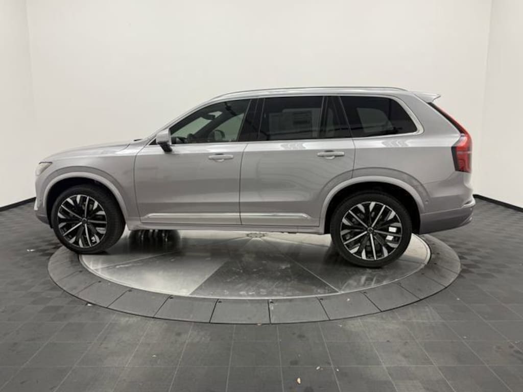 New 2026 Volvo XC90 B6 Plus 7-Seater SUV