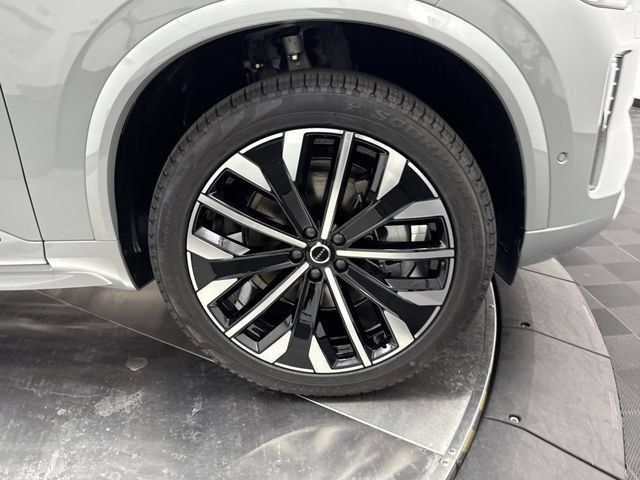 2026 Volvo XC90 Plus - Photo 10