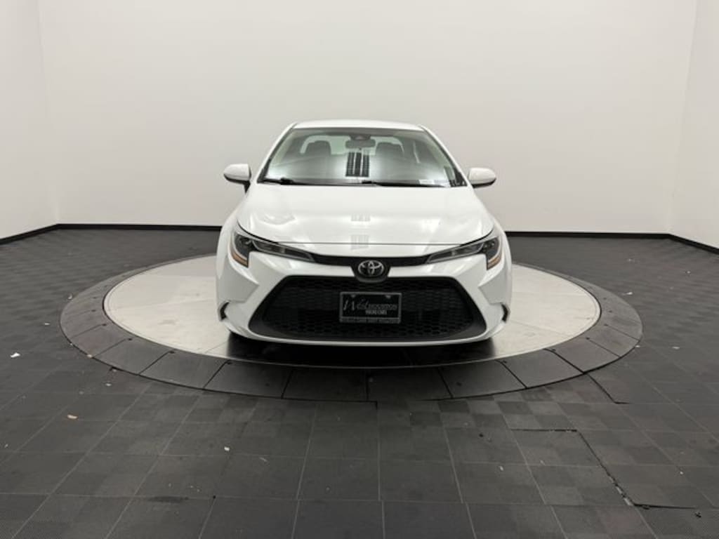 Used 2020 Toyota Corolla LE Sedan