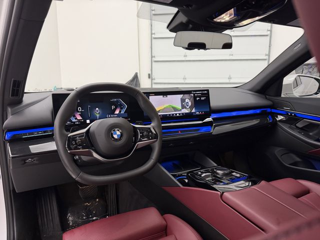 2025 BMW 5 Series 540i - Photo 24