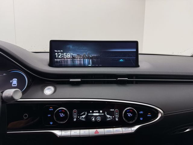 2024 GENESIS GV70 Standard - Photo 7