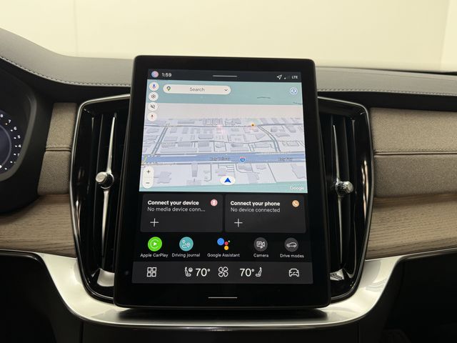 2026 Volvo XC90 Plus - Photo 16