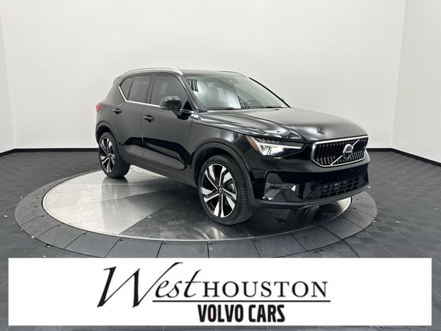 2023 Volvo XC40 B5 Plus Bright AWD's photo