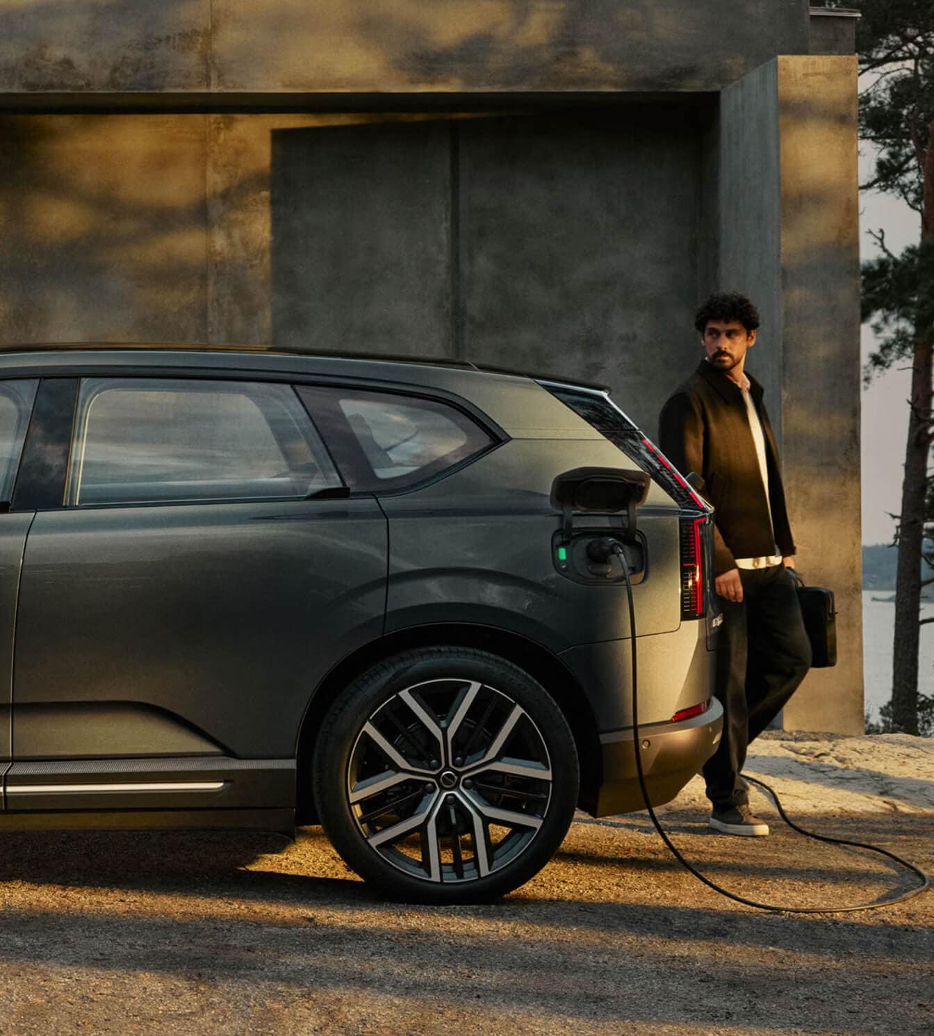 Charging the Volvo EX60