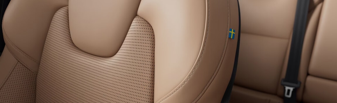Volvo XC60 Interior in Amber