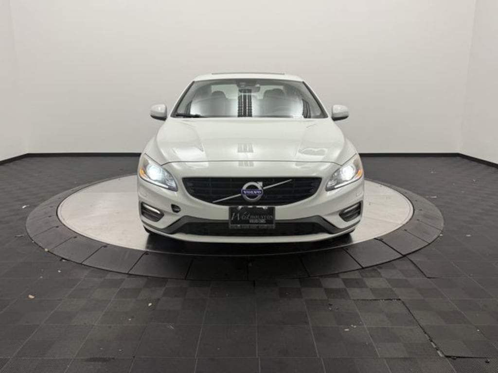 Used 2017 Volvo S60 T5 Dynamic Sedan