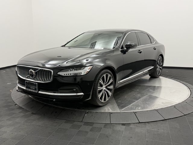 Used 2024 Volvo S90 B6 Plus Sedan