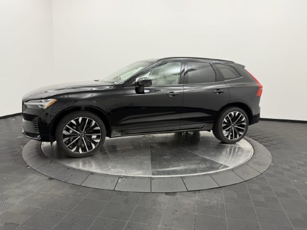 New 2026 Volvo XC60 B5 Ultra SUV
