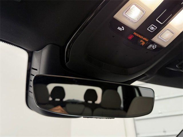 2026 Volvo XC90 Plus - Photo 23