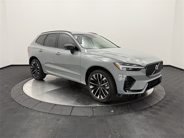 2026 Volvo XC60 Ultra's photo