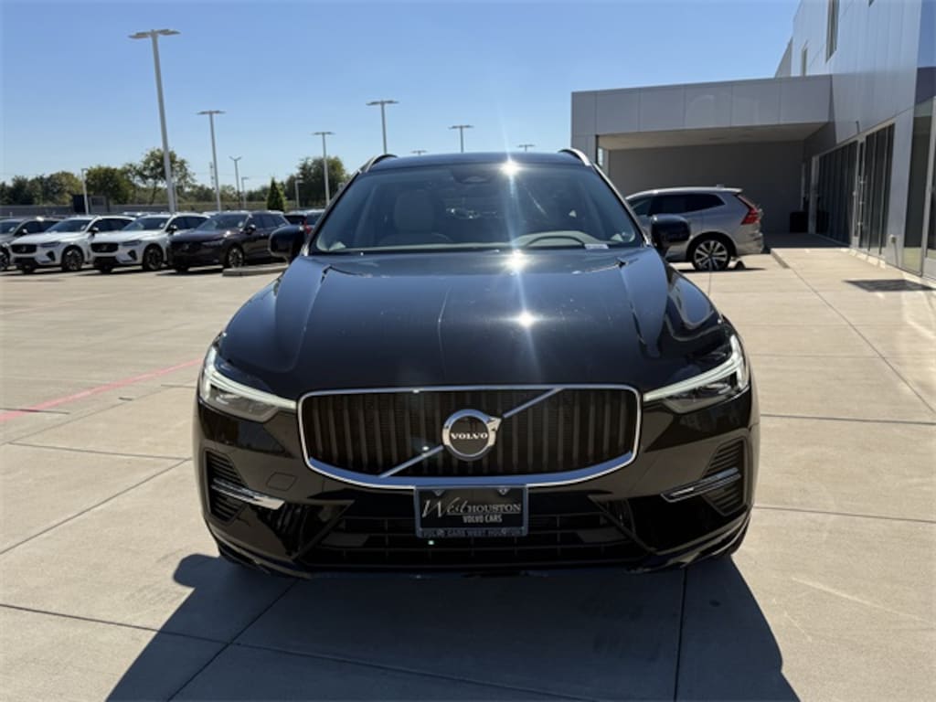 Certified 2023 Volvo XC60 B5 Core SUV