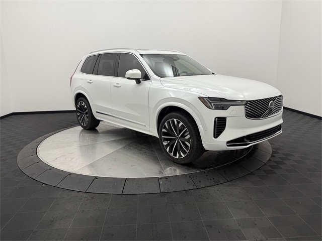 2025 Volvo XC90 Plus photo 2