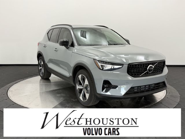2026 Volvo XC40