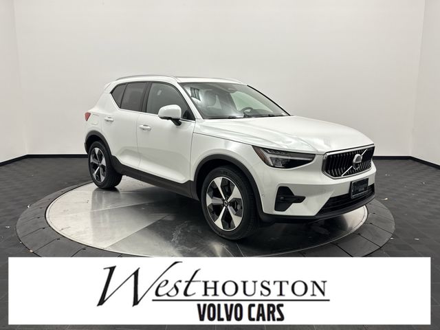 2025 Volvo XC40 B5 Plus Bright AWD's photo