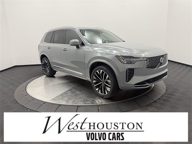 2025 Volvo XC90 Core's photo