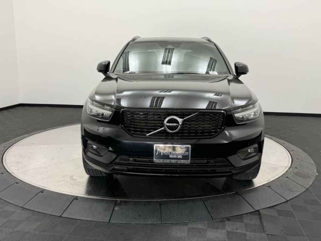 Used 2019 Volvo XC40 R-Design SUV