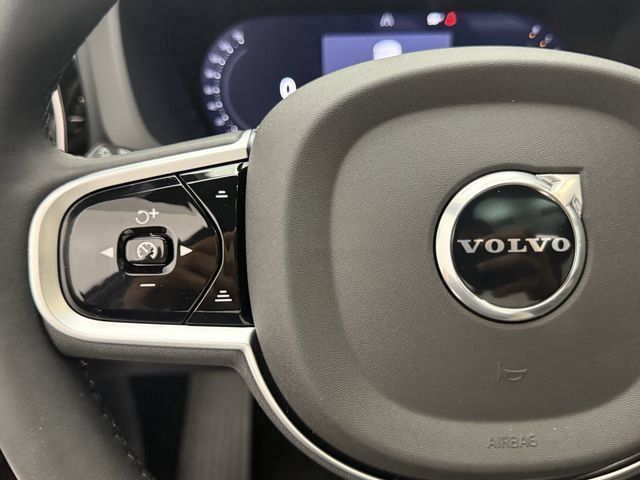 2026 Volvo XC60 Core - Photo 16