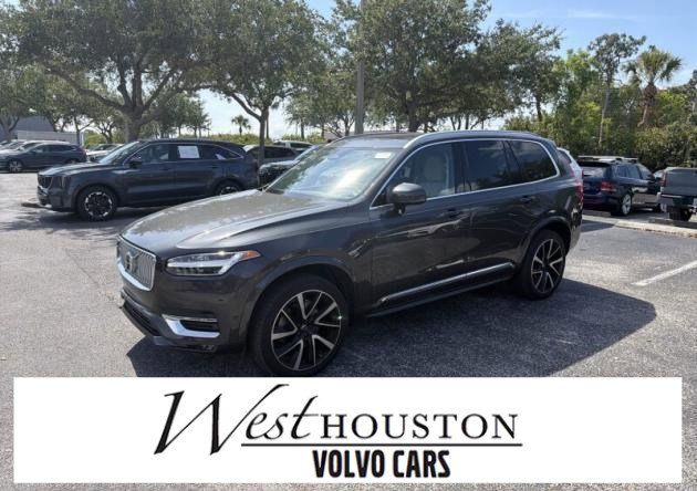 2023 Volvo XC90 B6 Plus 7-Seater 4WD's photo