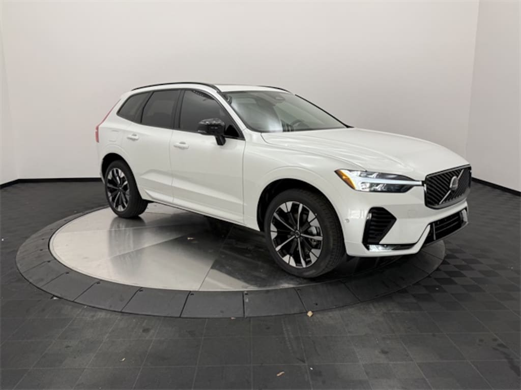 New 2026 Volvo XC60 B5 Plus SUV