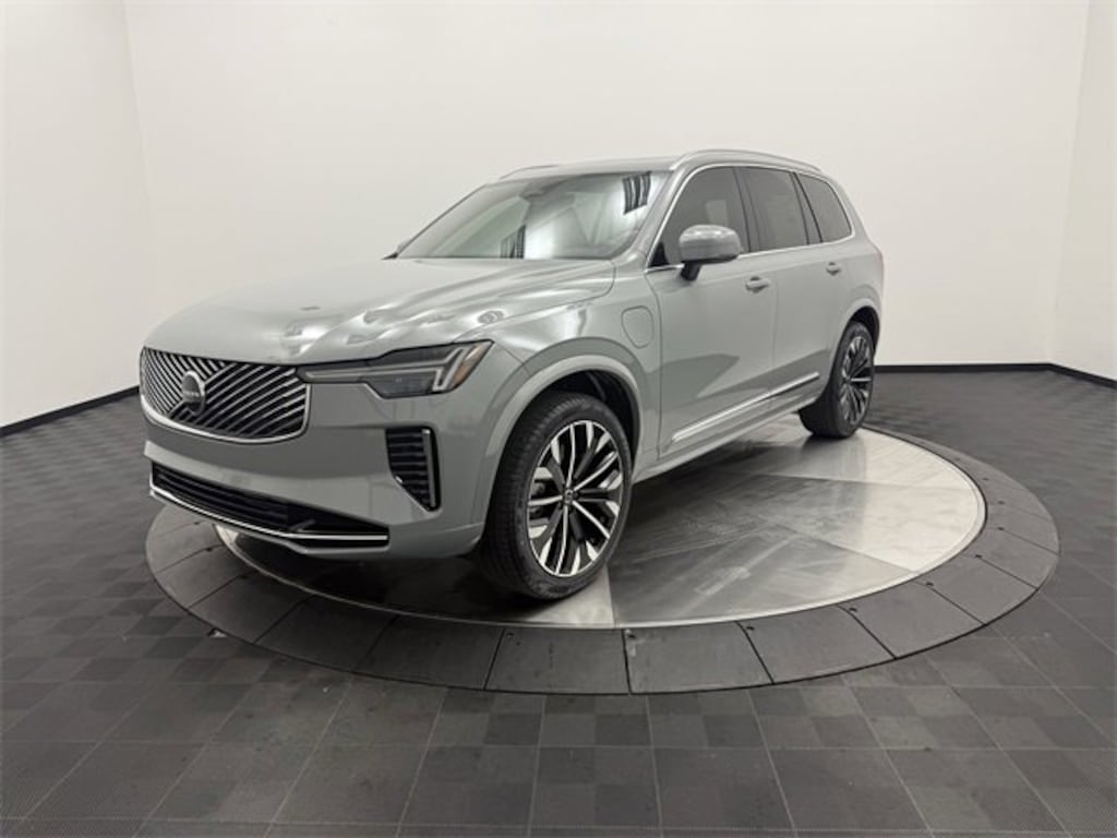 New 2025 Volvo XC90 plug-in hybrid T8 (2025.5) Core 7-Seater SUV