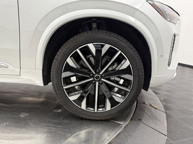 2026 Volvo XC90 Plus - Photo 9