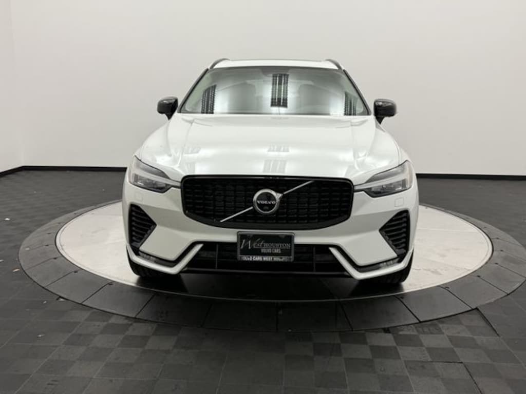 Certified 2023 Volvo XC60 B5 Ultimate Dark Theme SUV