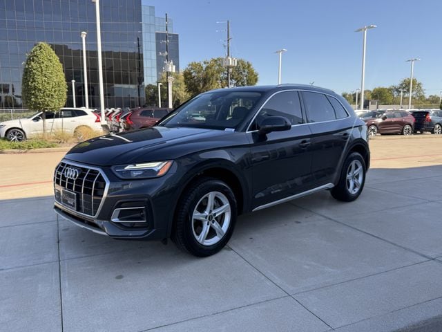 2023 Audi Q5 Premium's photo