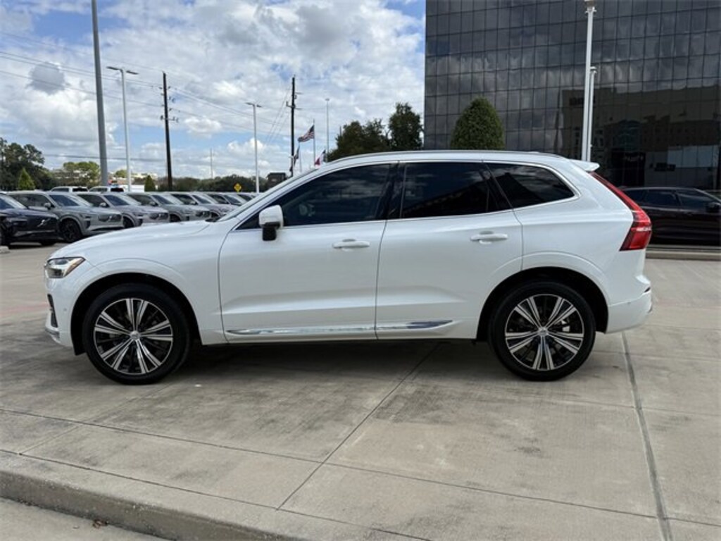 Certified 2023 Volvo XC60 Plus Bright Theme B5 FWD Plus Bright Theme