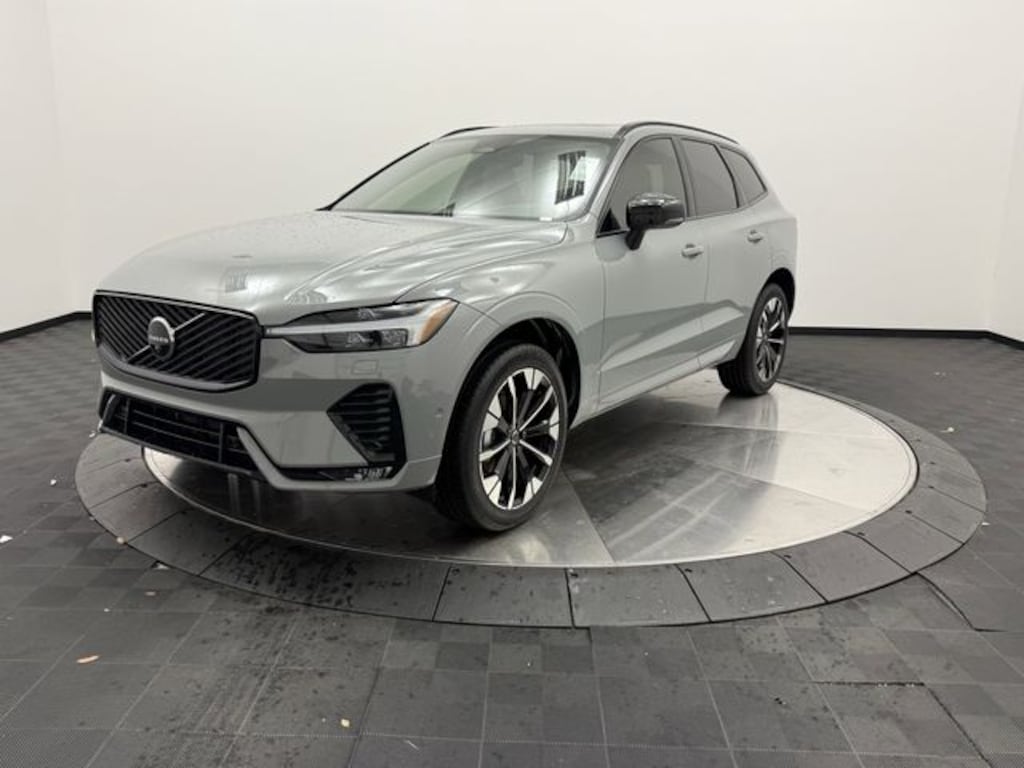 New 2026 Volvo XC60 B5 Plus SUV