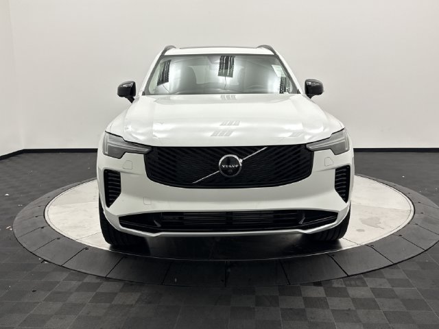 New 2026 Volvo XC90 plug-in hybrid T8 Ultra Dark Theme 7-Seater SUV