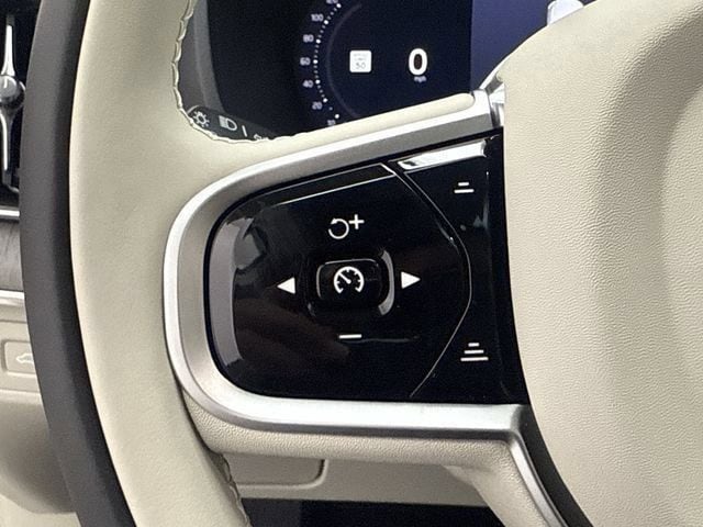 2026 Volvo XC90 Ultra - Photo 18