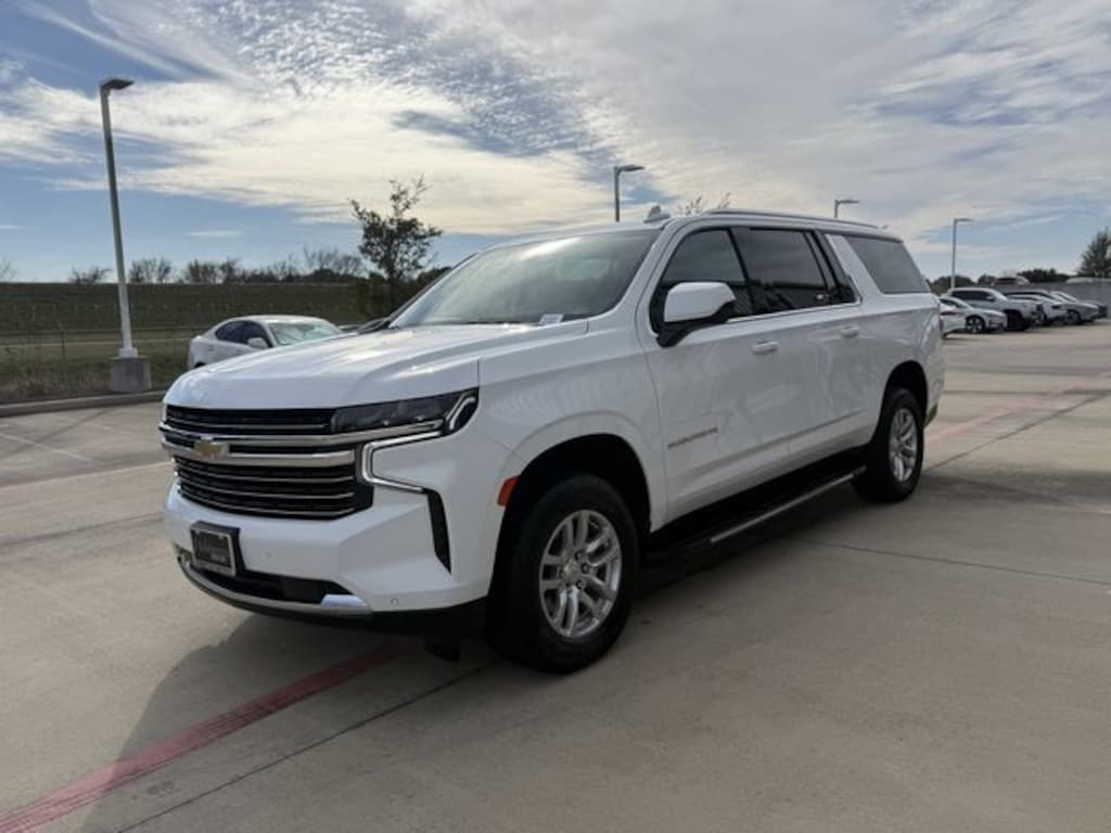 Used 2024 Chevrolet Suburban LT SUV