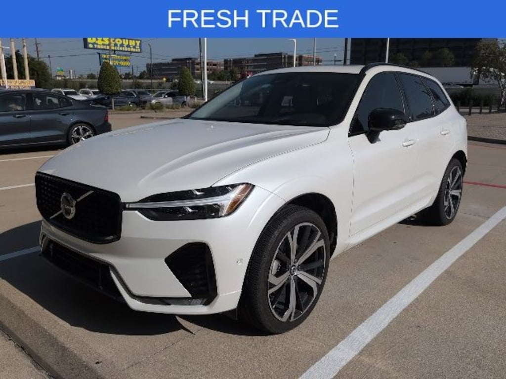 Used 2025 Volvo XC60 B5 Ultra SUV