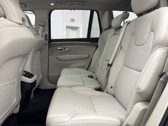 2026 Volvo XC90 Ultra - Photo 27