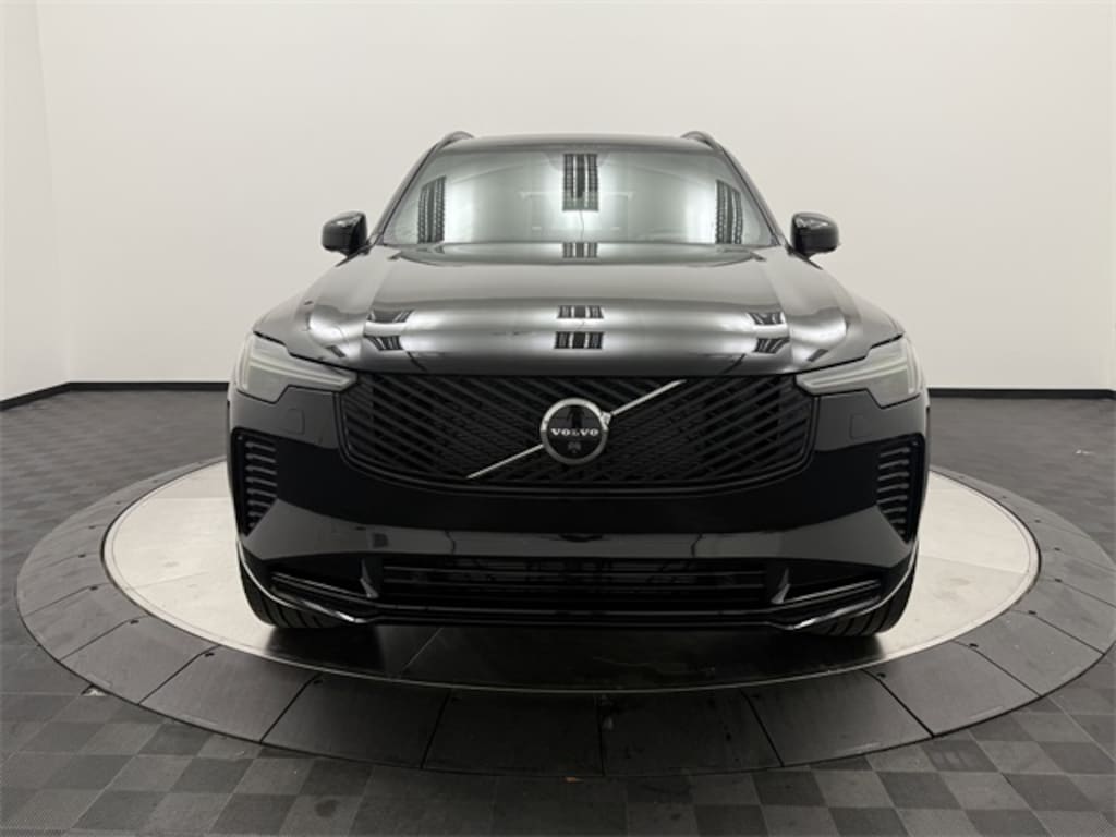 New 2026 Volvo XC90 B6 Ultra Dark Theme 6-Seater SUV