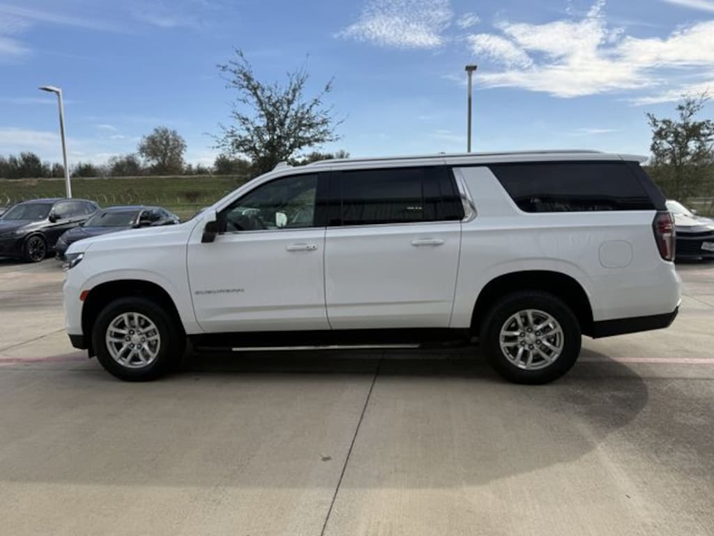 Used 2024 Chevrolet Suburban LT SUV